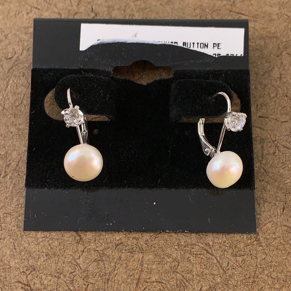 Women's Faux Pearl Rhinestone Silver Dangle Stud Earrings NWT
